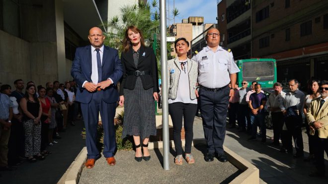 Izamiento en Casa Central: el IPSST conmemoró el Día de la Soberanía Nacional