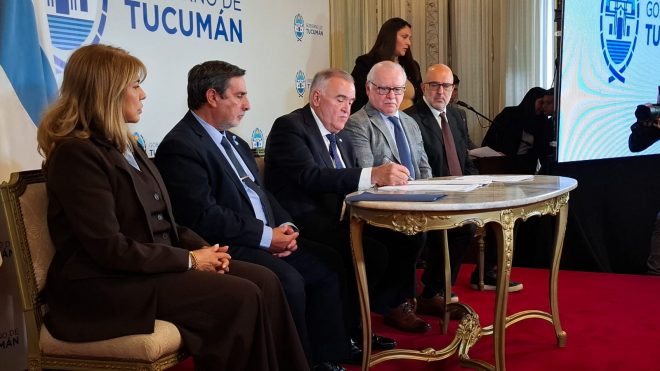 La interventora del IPSST participó de la firma entre el Gobierno de la Provincia y el Hospital Italiano